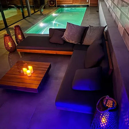 Liefdeshotel Suitepoolbarcelona