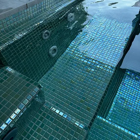 Hotel del amor Suitepoolbarcelona *