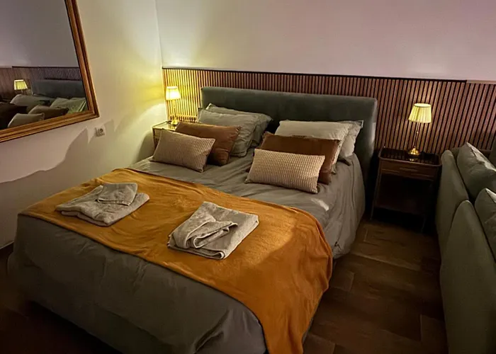 情趣酒店 Suitepoolbarcelona *